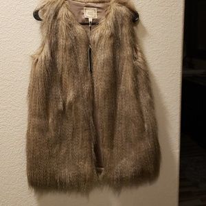 Fur vest